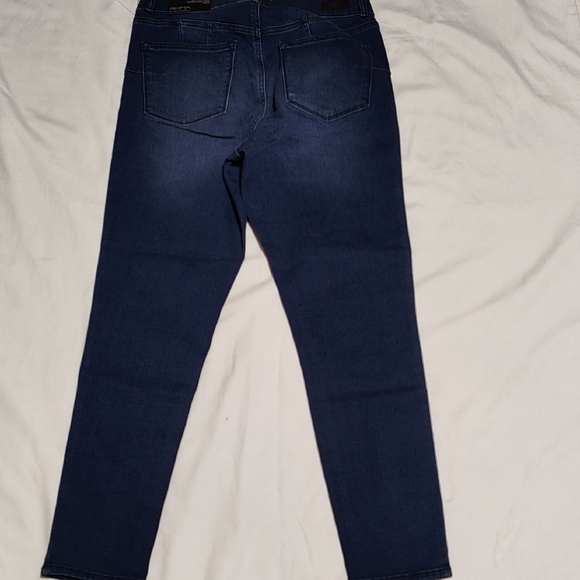 Sofia by Sofia Vergara Dark Blue Skinny Jeans - Picture 4 of 7